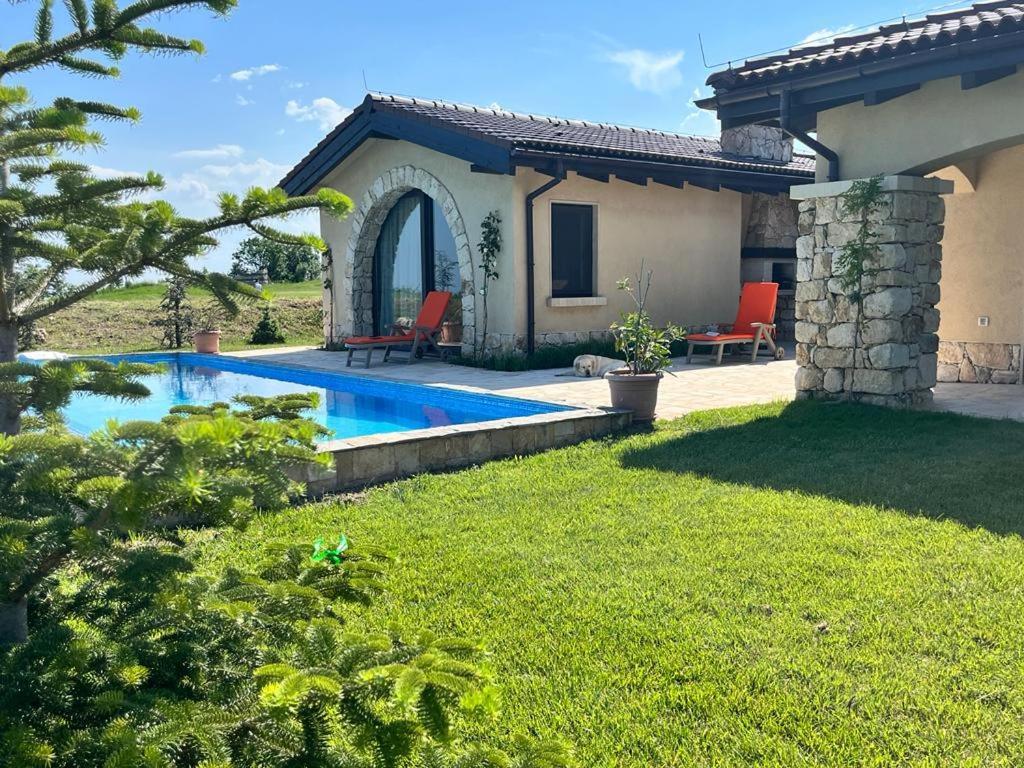 Private Villa At Blacksearama Golf & Villas Resort 巴尔奇克 外观 照片